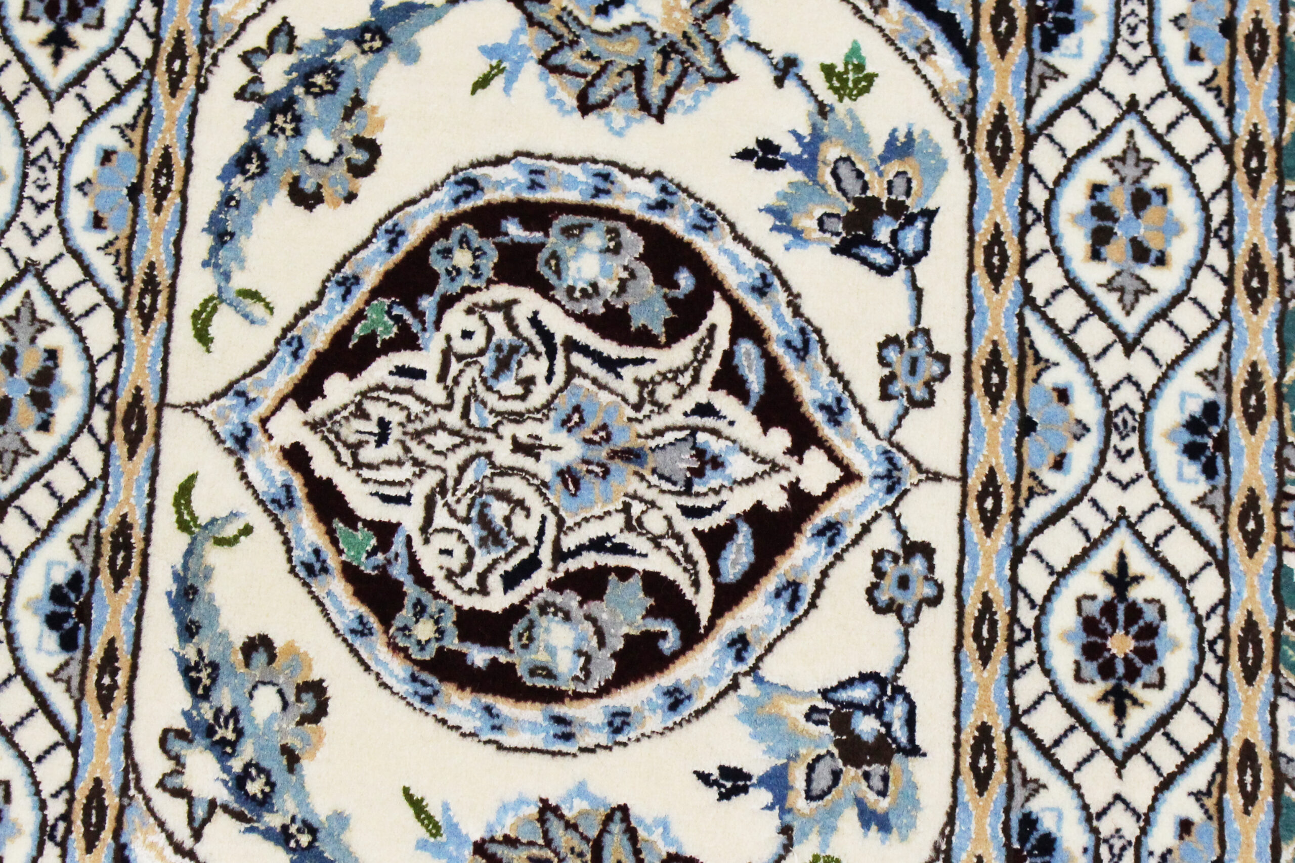 NAIN 403x305cm - Image 9