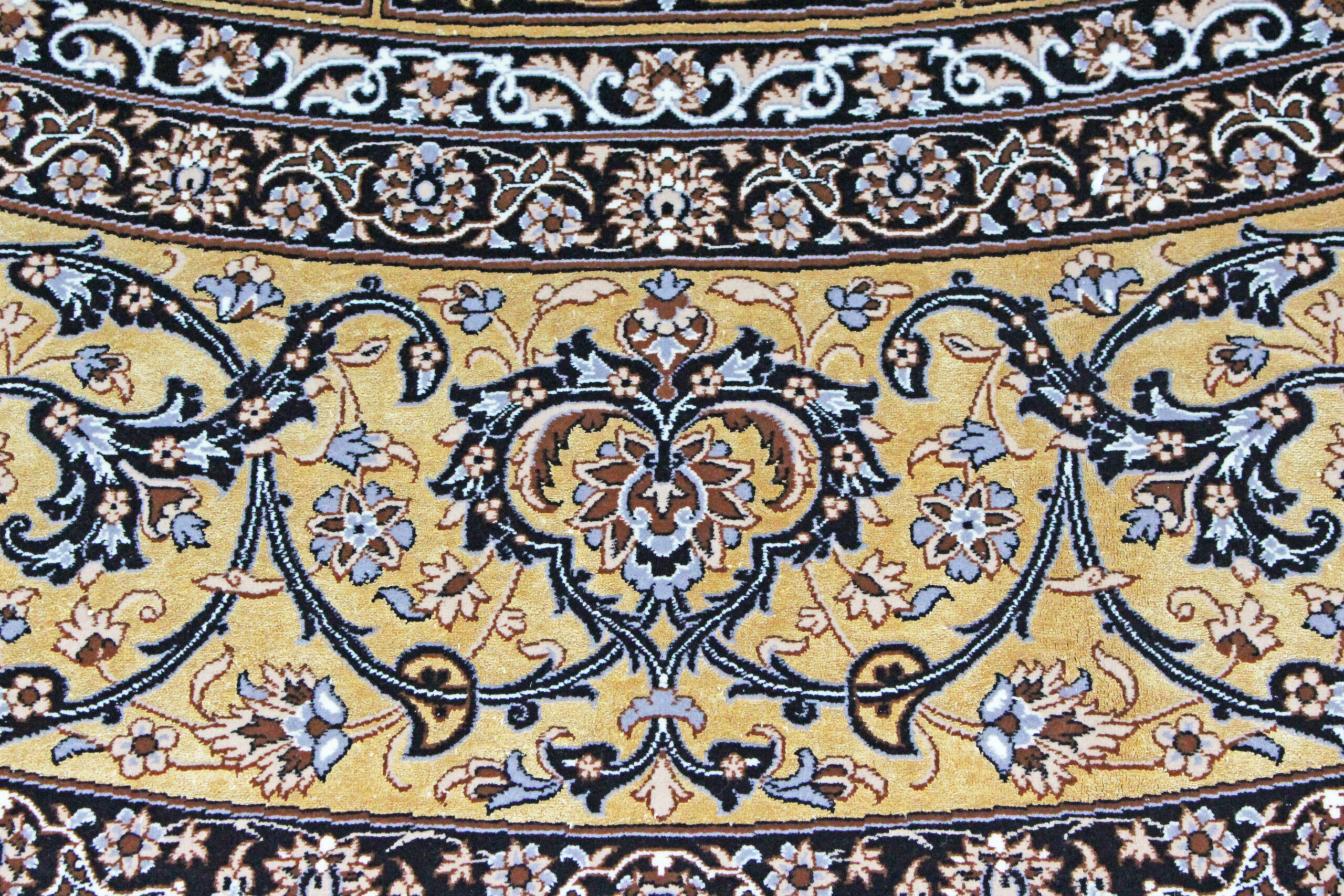 Esfahan 304x296cm - Image 8